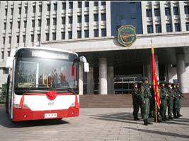 蜜桃成品人视频入口