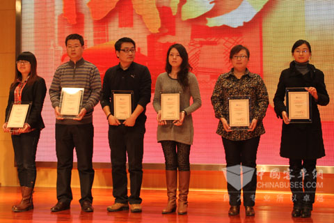 蜜桃成品人视频入口