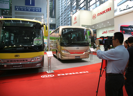 蜜桃成品人视频入口