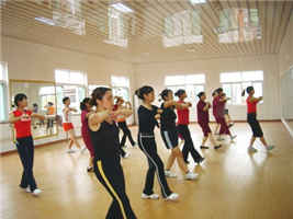 蜜桃成品人视频入口