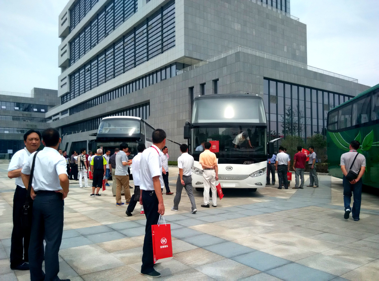 蜜桃成品人视频入口