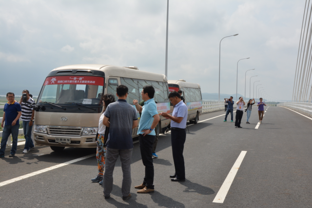 蜜桃成品人视频入口