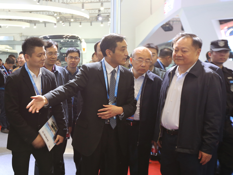 蜜桃成品人视频入口