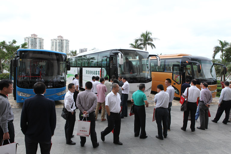 蜜桃成品人视频入口