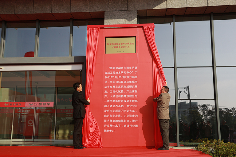 蜜桃成品人视频入口