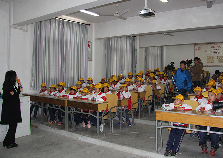 蜜桃成品人视频入口