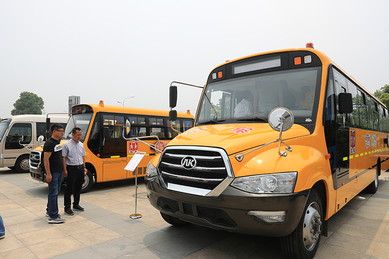 蜜桃成品人视频入口