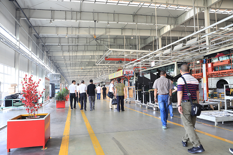 蜜桃成品人视频入口