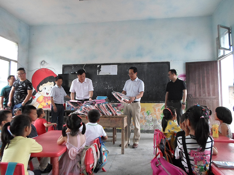 蜜桃成品人视频入口