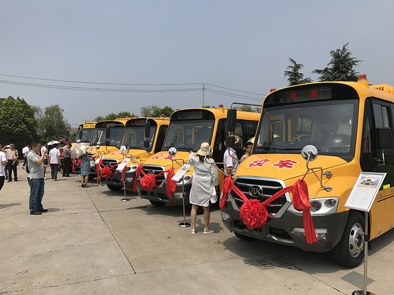 蜜桃成品人视频入口