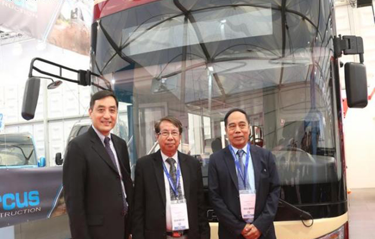 蜜桃成品人视频入口