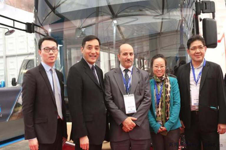 蜜桃成品人视频入口