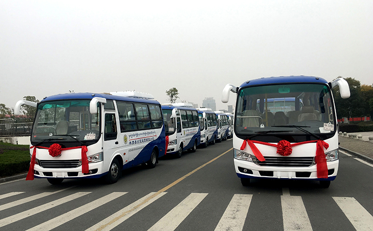 蜜桃成品人视频入口