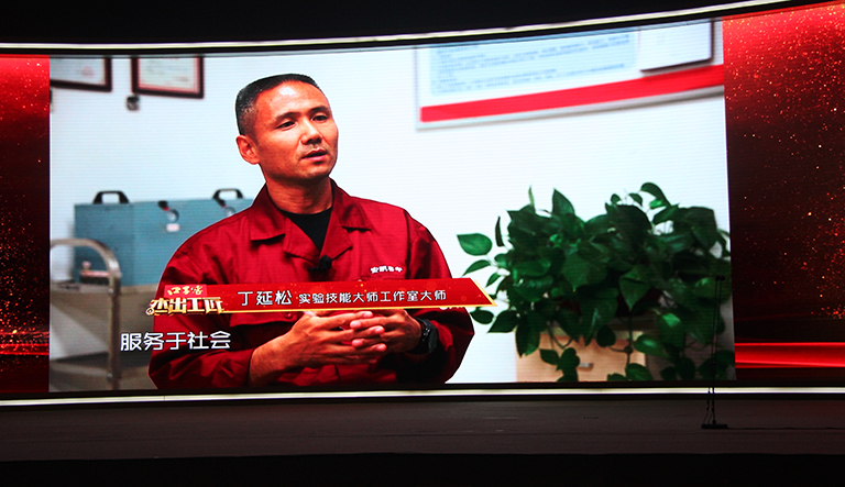 蜜桃成品人视频入口