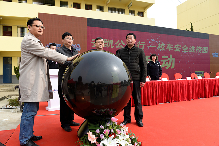 蜜桃成品人视频入口