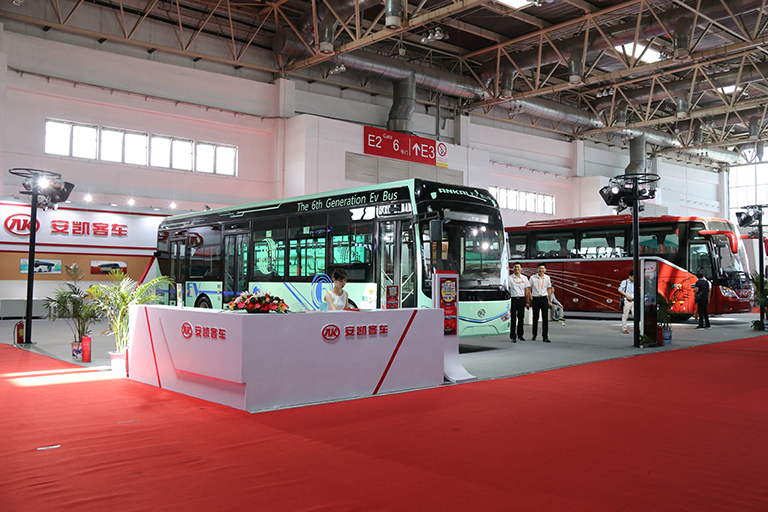 蜜桃成品人视频入口