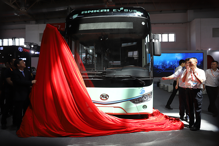 蜜桃成品人视频入口