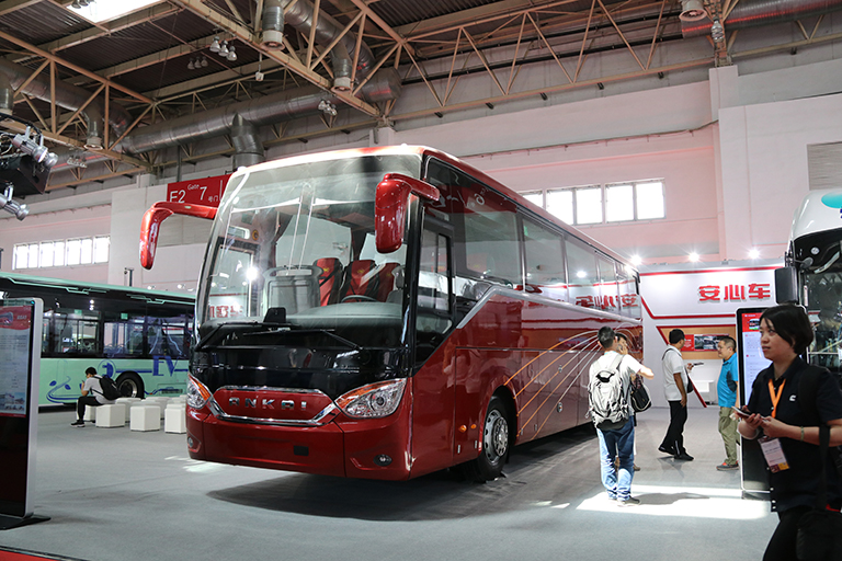 蜜桃成品人视频入口