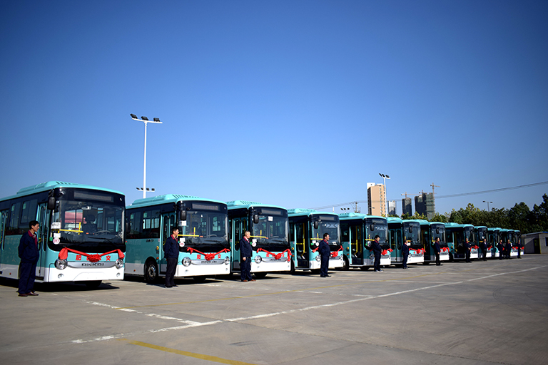 蜜桃成品人视频入口