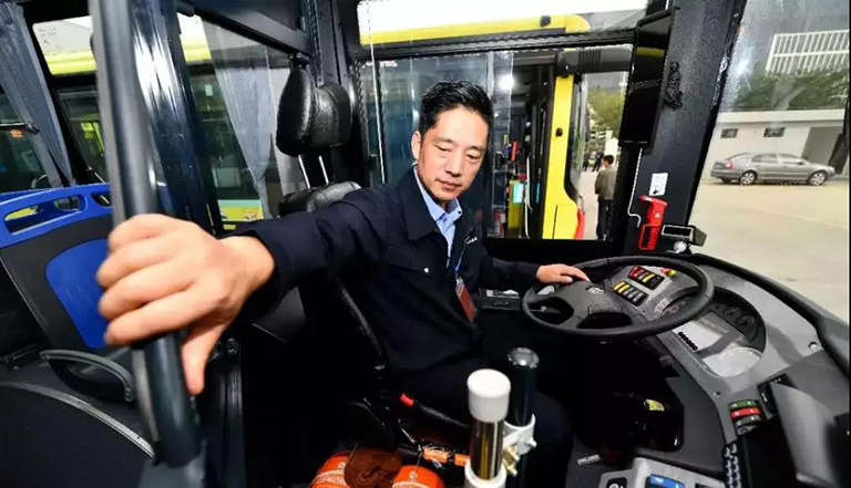 蜜桃成品人视频入口