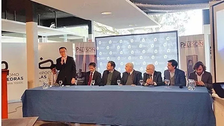 蜜桃成品人视频入口