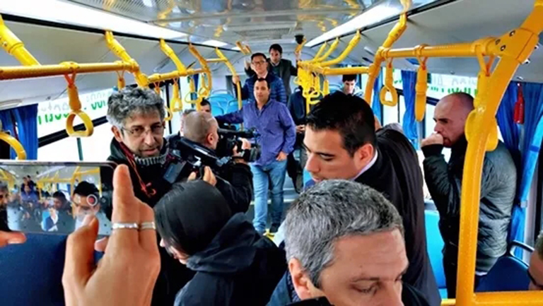 蜜桃成品人视频入口