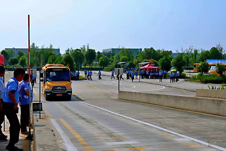 蜜桃成品人视频入口