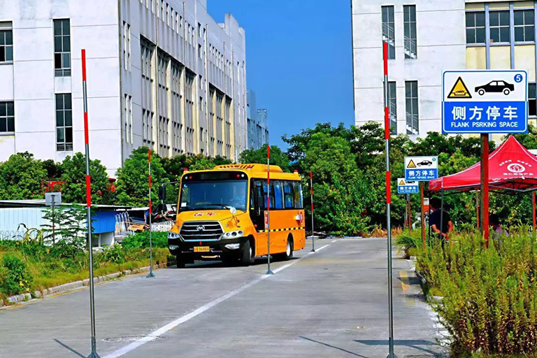 蜜桃成品人视频入口