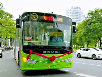 蜜桃成品人视频入口