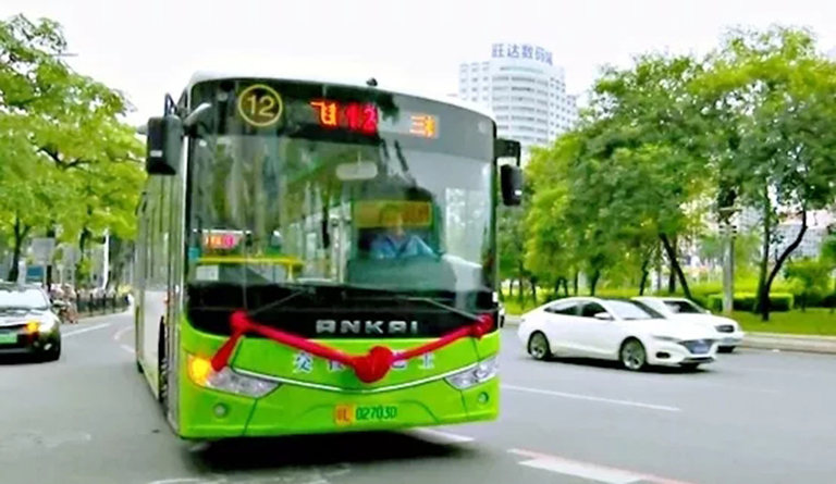 蜜桃成品人视频入口