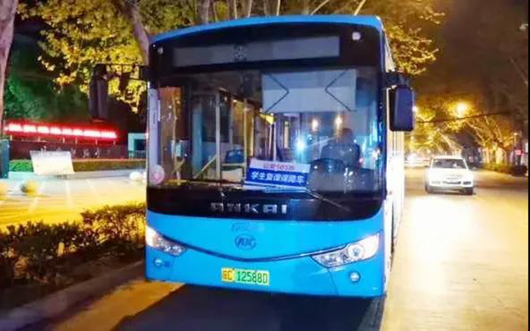 蜜桃成品人视频入口