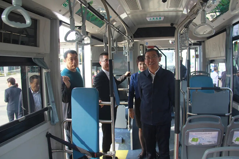 蜜桃成品人视频入口