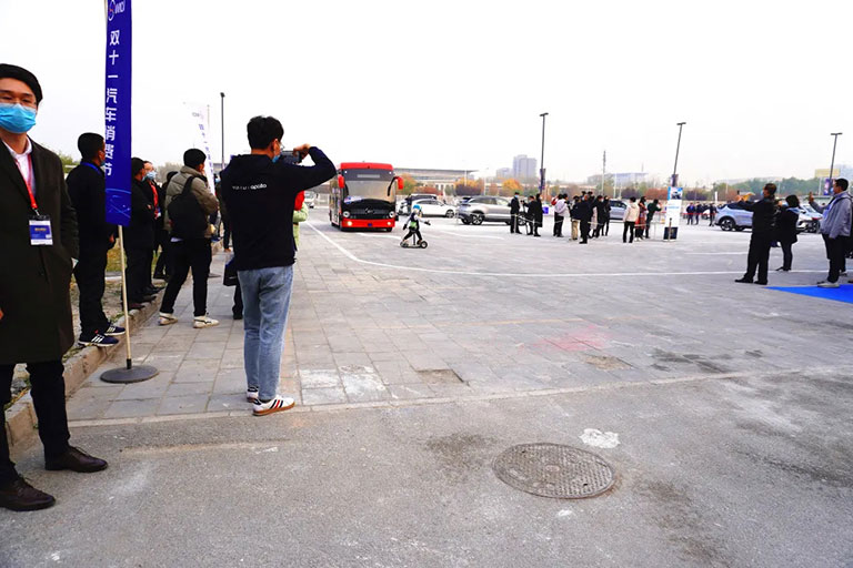 蜜桃成品人视频入口