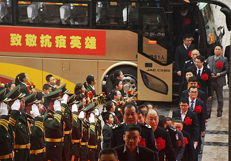 蜜桃成品人视频入口