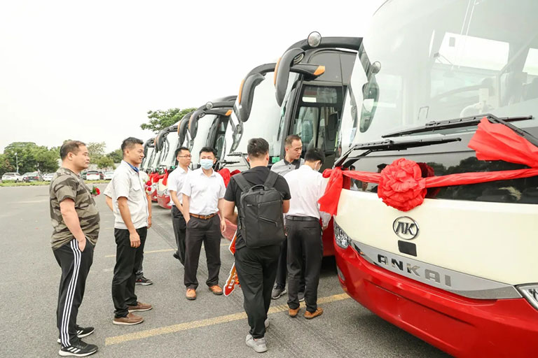 蜜桃成品人视频入口