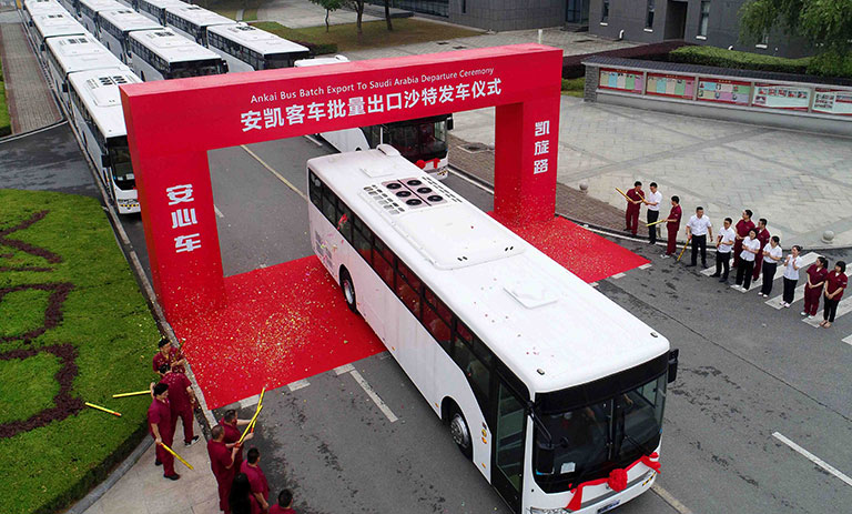 蜜桃成品人视频入口