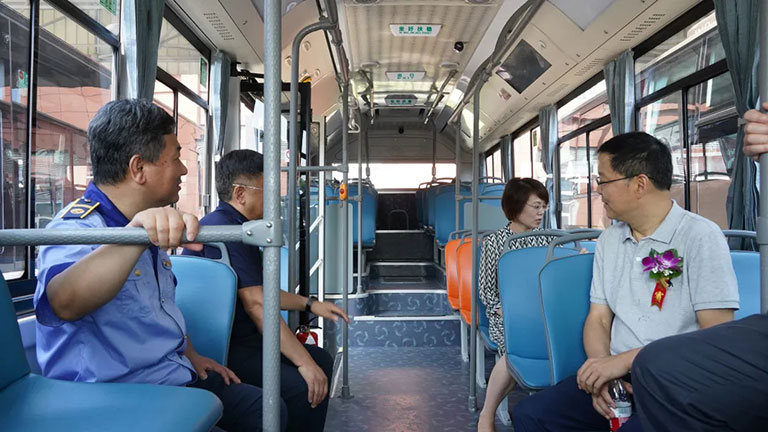 蜜桃成品人视频入口