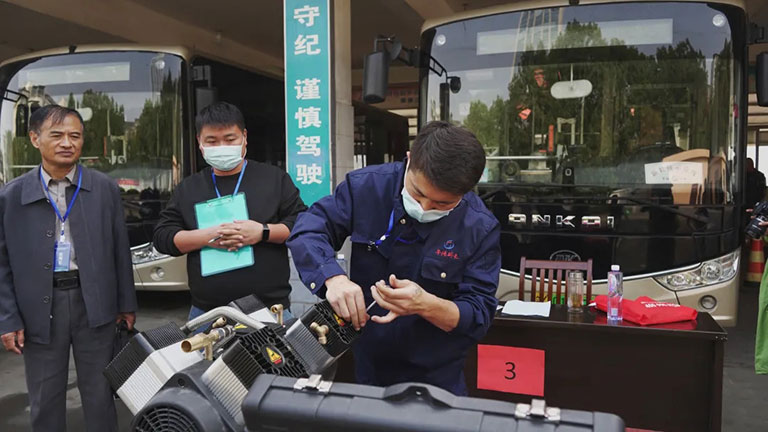 蜜桃成品人视频入口