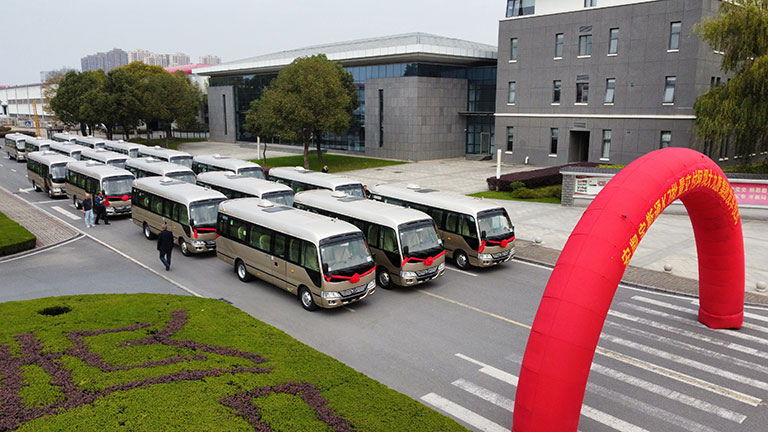 蜜桃成品人视频入口