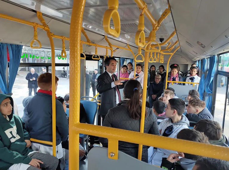 蜜桃成品人视频入口