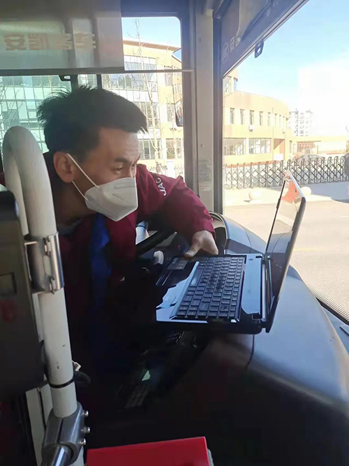 蜜桃成品人视频入口