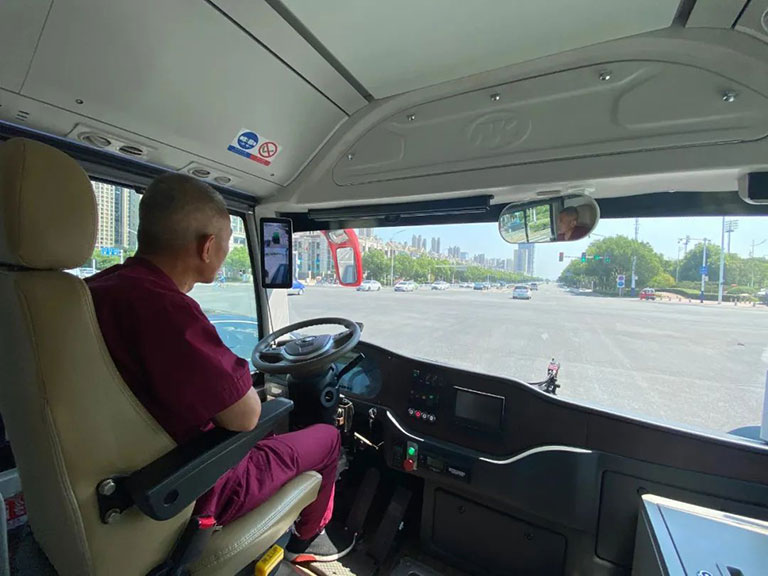 蜜桃成品人视频入口