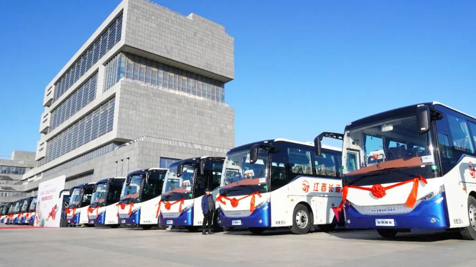 蜜桃成品人视频入口