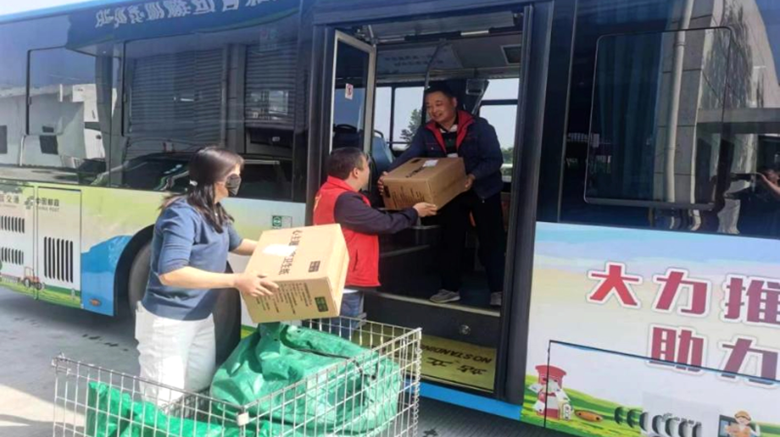 蜜桃成品人视频入口