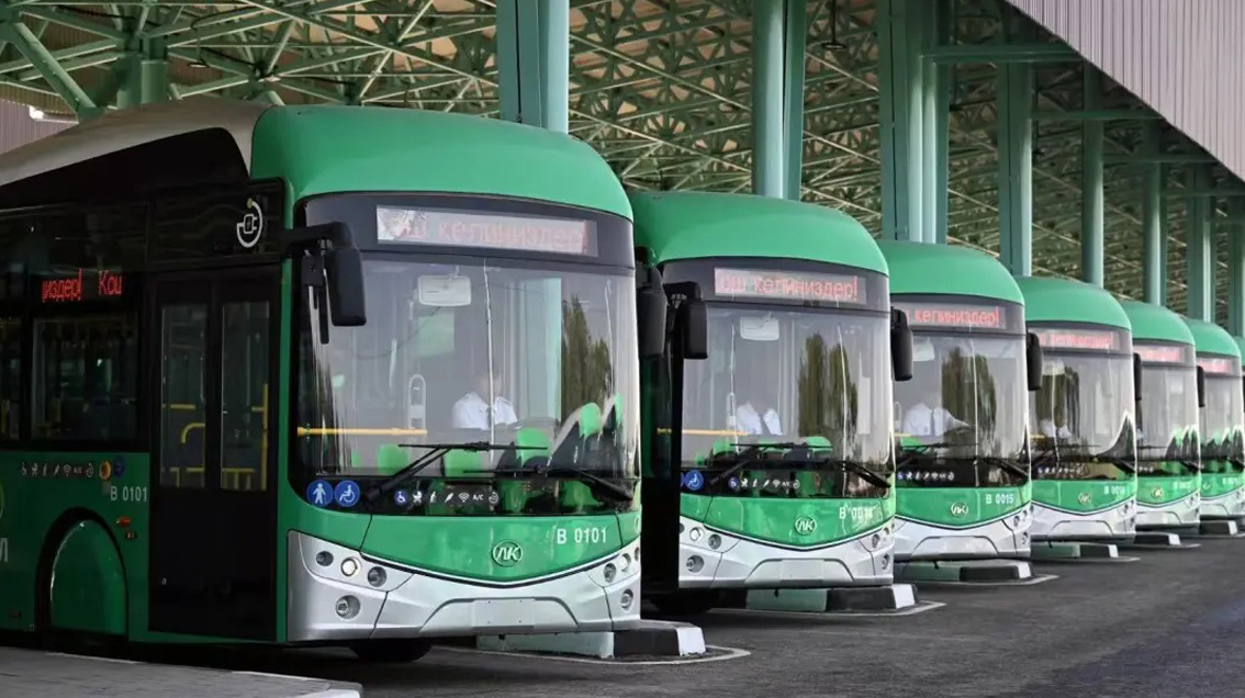 蜜桃成品人视频入口