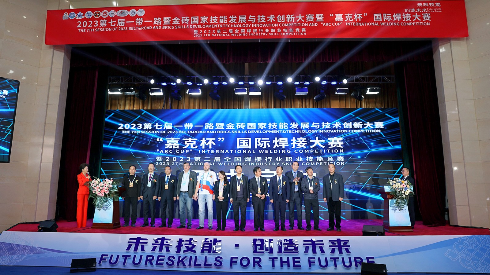 蜜桃成品人视频入口